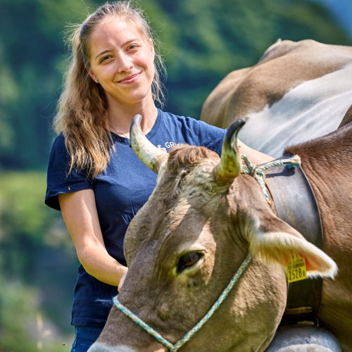Grosstierarzt_Toggenburg_Heidi_Feldmann109 – Enikoe Laky Grosstierarzt_Toggenburg_Heidi_Feldmann109 - Enikoe Laky